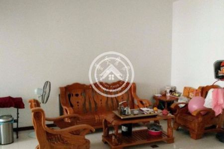 凤尾花园 附小 金誉蛋糕 边